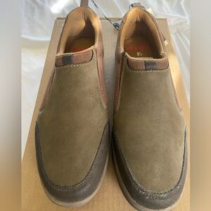 Wrangler Men's Olive and Brown Slip-On Loafers